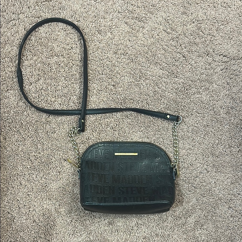 Steve Madden Black Crossbody Bag with Adjustable Strap